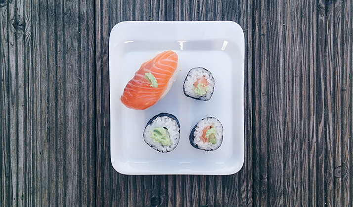 I Got Swarmed By A Mob Of Sorority Girls At A Sushi Restaurant And It Emotionally Crushed Me