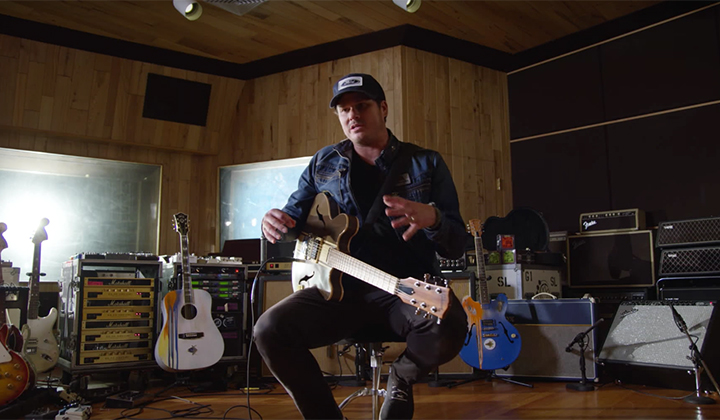 A Guy Who Used To Be in Blink-182 Sent Hillary Clinton's Campaign Emails About Aliens