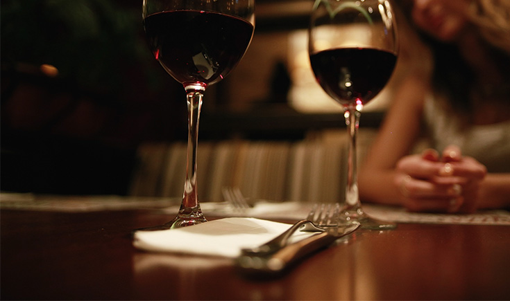 Things Girls Do After Graduation: Happy Hour