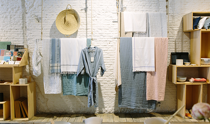 Things Girls Do After Graduation: Decorate